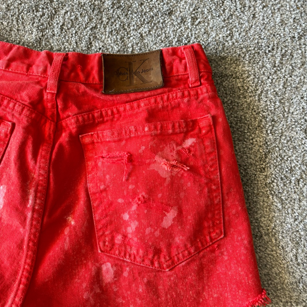 vintage Calvin Klein jeans shorts womens 13 red bleached distressed holy cut off - Picture 6 of 12